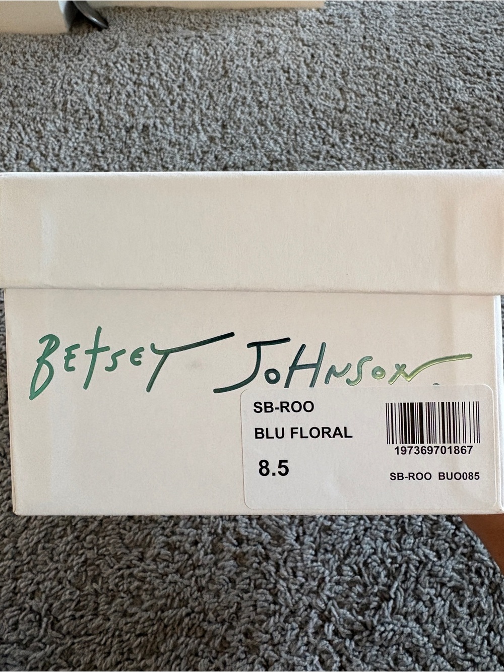 Betsey Johnson Blue and White Floral Block Heel Mules - Picture 7 of 7